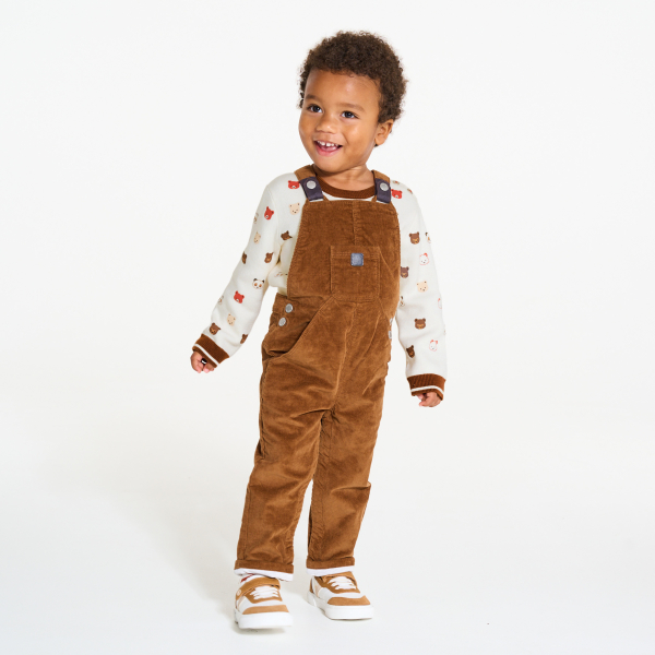 بلوفر سميك منسوج من الصوف الناعم، منمق برسوم حيوانات، باللون الأبيض للأولاد الصغار